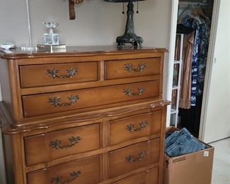Link-Taylor chest of drawers