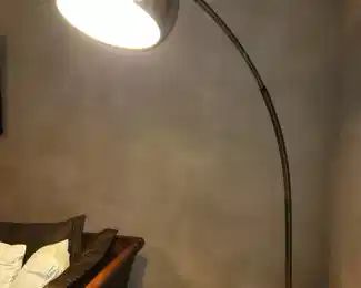 Floor lamp