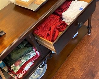 Table linens for all occasion