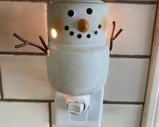 Marshmallow snowman light