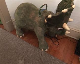 Large ride on Rhinosaurus