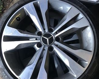 Mercedes wheels on Pierelli tires