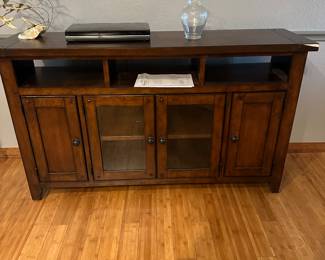 aspen home 62" console 