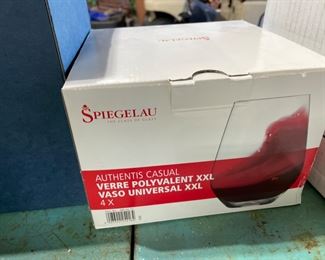 Set of 4 stemless wine glasses