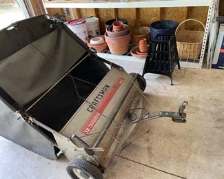 Lawn waste and leaf collector