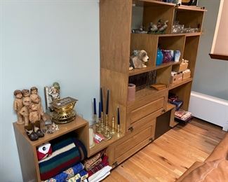 Shelving unit