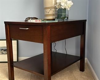 Ethan Allen Side Table 