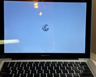 Mid 2010 MacBook Pro - Charger Included 