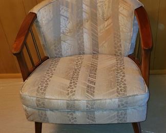 Mid-century Modern Sitting Chair 