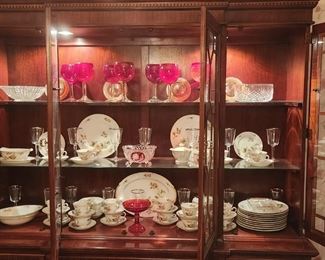 Gorgeous lighted hutch