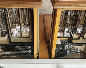 Full silverware set