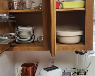 Blender comma toaster comma krupp's coffee grinder, electric coffee pot, marble roller pin, can opener, cheese plate