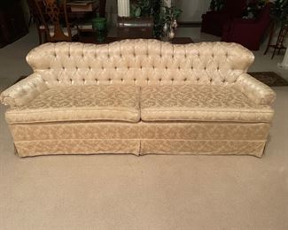 Sofa in Excellent Condition