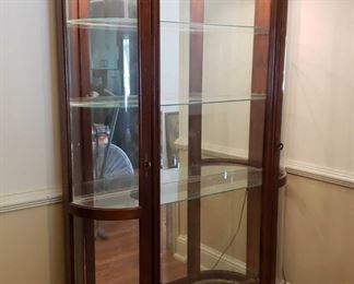 "Kettle Creek Curiosities" in Grovetown, GA Starts Closing Sun 7/30 at 8pm. Pickup: Tue 8/1 1-6pm. Please click here to view more photos, descriptions, and current bids:&nbsp;https://ctbids.com/estate-sale/23182