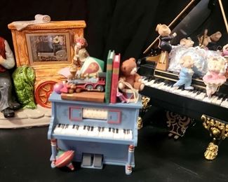 "Kettle Creek Curiosities" in Grovetown, GA Starts Closing Sun 7/30 at 8pm. Pickup: Tue 8/1 1-6pm. Please click here to view more photos, descriptions, and current bids:&nbsp;https://ctbids.com/estate-sale/23182