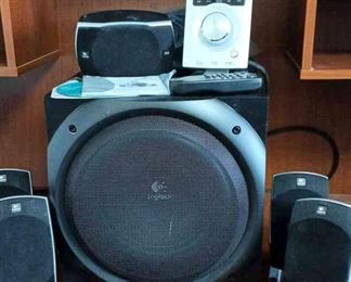 "Kettle Creek Curiosities" in Grovetown, GA Starts Closing Sun 7/30 at 8pm. Pickup: Tue 8/1 1-6pm. Please click here to view more photos, descriptions, and current bids:&nbsp;https://ctbids.com/estate-sale/23182