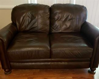 "Kettle Creek Curiosities" in Grovetown, GA Starts Closing Sun 7/30 at 8pm. Pickup: Tue 8/1 1-6pm. Please click here to view more photos, descriptions, and current bids:&nbsp;https://ctbids.com/estate-sale/23182