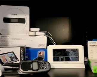 "Kettle Creek Curiosities" in Grovetown, GA Starts Closing Sun 7/30 at 8pm. Pickup: Tue 8/1 1-6pm. Please click here to view more photos, descriptions, and current bids:&nbsp;https://ctbids.com/estate-sale/23182