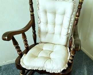 Vintage Rocking Chair 