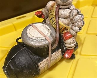 Cast iron collectibles