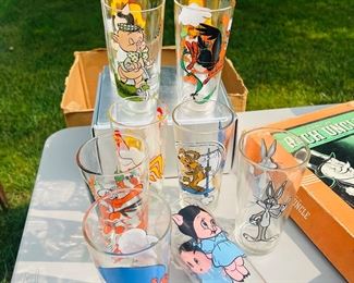 Looney Tunes Glasses