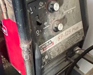 LINCOLN ELECTRIC SP-125 WELDER