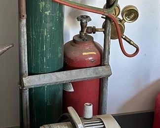 WELDING SETUP + SMALL COMPRESSOR