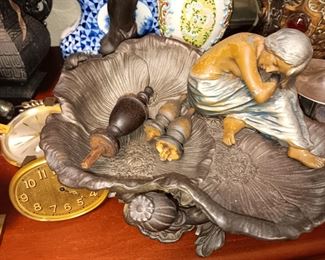 Trinket tray