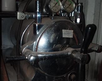Vintage sterilizer 