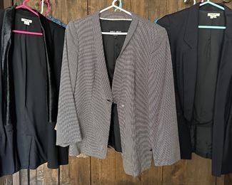 9 Women's Jackets: Helmut Lang, Armani & Nina Maclamore, Sizes Vary
Lot #: 4