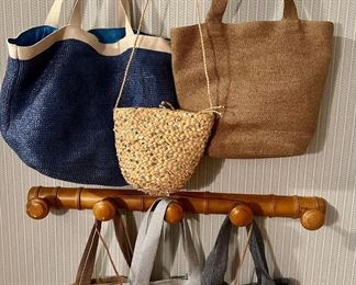 7 Straw Bags: New With Tags Eric Javits, TLC & More
Lot #: 61