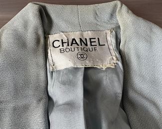 12 Women's Jackets: Chanel, Armani, Elie Tahari, Barneys, Ralph Lauren, J.Crew & More, Sizes Vary
Lot #: 76