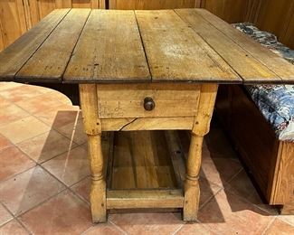 Vintage Rustic Farm Table With Drop Leaves & Drawer
Lot #: 1