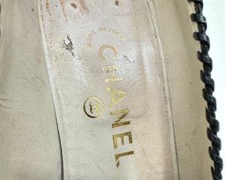 4 Pairs High Heel Shoes & Sandals: Chanel (39), Michael Kors (8), Saks 5th Ave (8.5) & Donald J. Pliner (8.5)
Lot #: 26