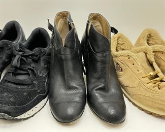 3 Pairs Sneakers: Saucony (9) & Roxy (9) & Italian Leather Booties By Anyi Lu (39.5)
Lot #: 74