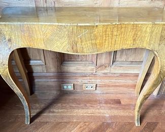 Vintage Solid Wood Console Table With Cabriole Legs & Inlaid Trim
Lot #: 33