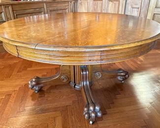Vintage Solid Wood Clawfoot Dining Table With Brass Hardware With 2 Pads
Lot #: 7