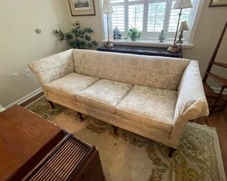 $100 	
Sofa 76""Wx22 1/2""Dx 28T"	