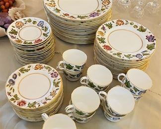 $375 	
"Royal Worcester ""Virginia""17 dinner plates "									
18 salad plates / 18 B&B / 12 cups & 16 saucers 									
Total 									