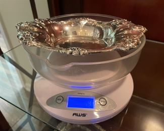 $80 	
Sterling small dish 144 gr. 