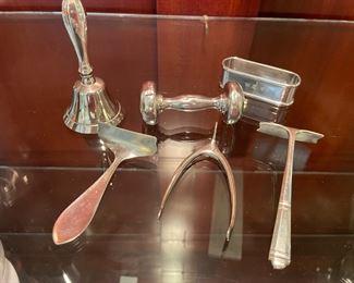 $86 
Sterling group of 5 pieces	