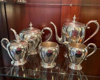 $1,050	
Sterling tea/coffee service 5 pieces 1846 gr. 
