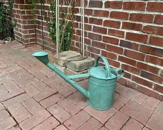 Metal watering can