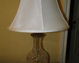 Crystal table lamp