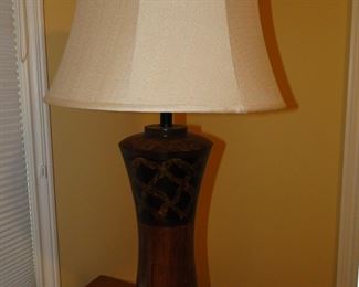 Nice decorative table lamp.