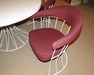 Classic 1970's Kitchen Dinette Set in perfect condition