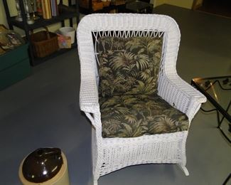 Beautiful set of wicker furniture too
