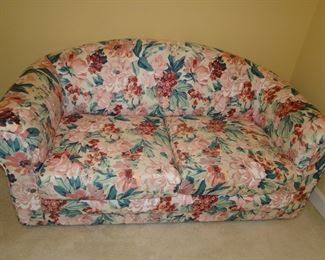 Sofa, look at the other picture please