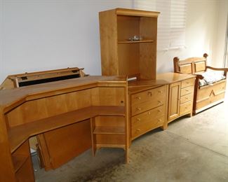 As promised, all the heavy stuff has been relocated to the garage.  You may have to scroll back to see the entire set, but trust me, all the heavy lifting has been done for you!!