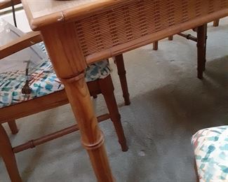 Dining Table with 6 Chairs. One Leaf & Nice side Detail